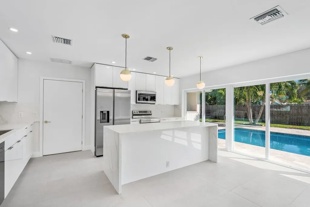 46 SW 9th Avenue Boca Raton FL 33486
