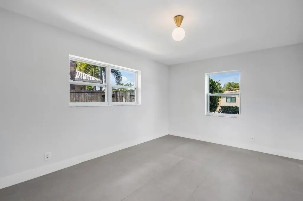 46 SW 9th Avenue Boca Raton FL 33486