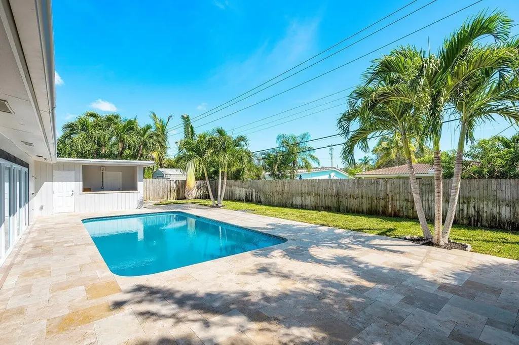 46 SW 9th Avenue Boca Raton FL 33486