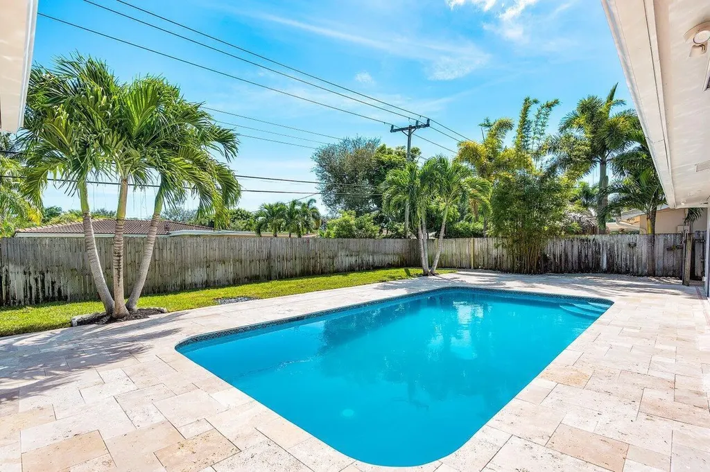 46 SW 9th Avenue Boca Raton FL 33486
