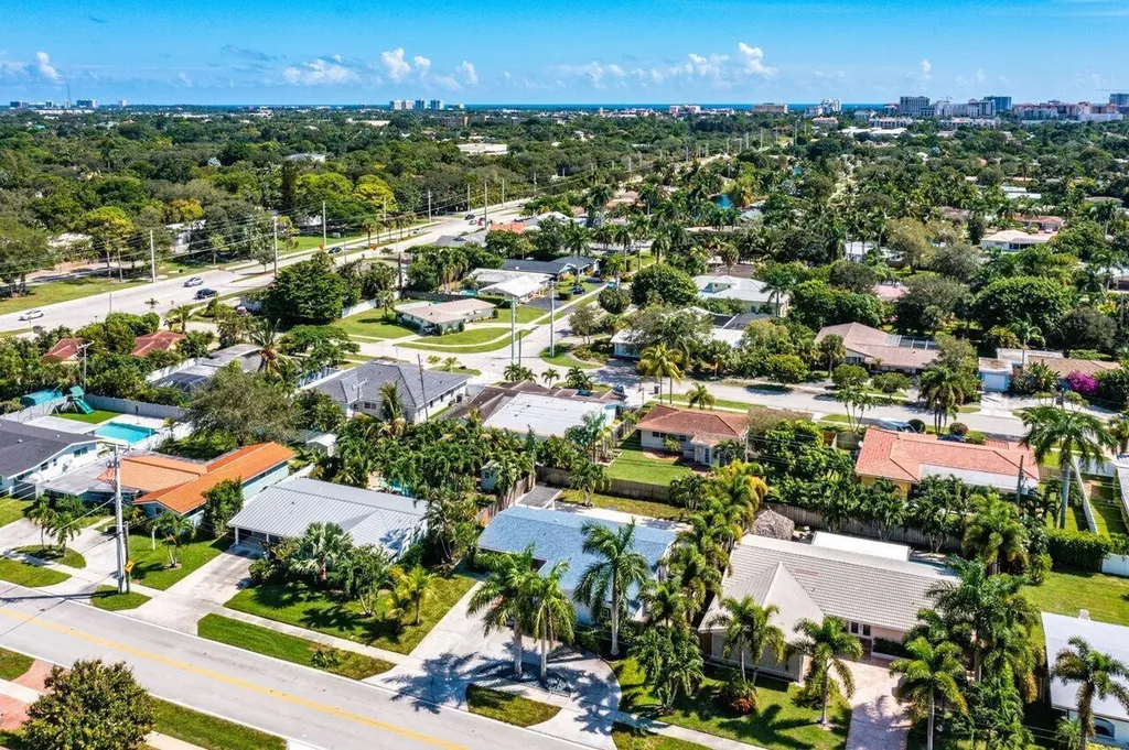 46 SW 9th Avenue Boca Raton FL 33486