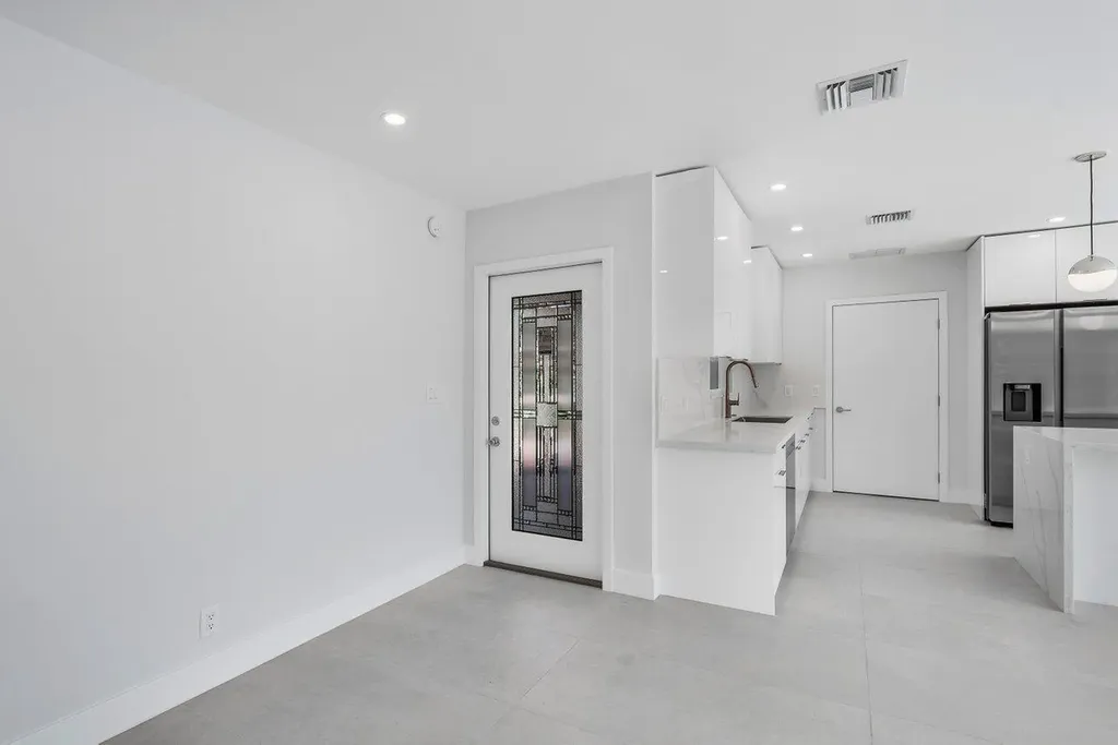 46 SW 9th Avenue Boca Raton FL 33486