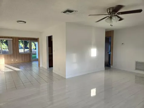 1320 NW 82nd Avenue Plantation FL 33322