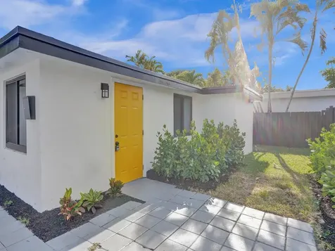 3661 NE 8th Avenue Oakland Park FL 33334