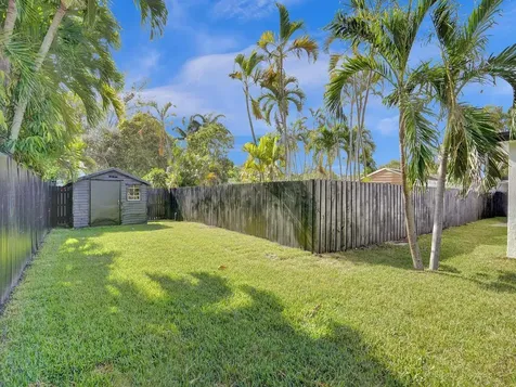 3661 NE 8th Avenue Oakland Park FL 33334
