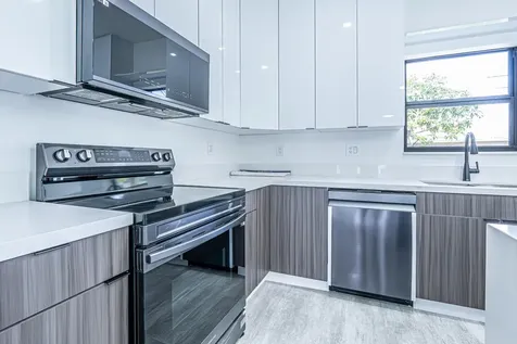 2725 NW 7th Street Fort Lauderdale FL 33311