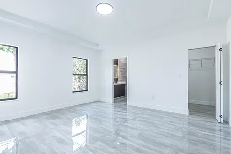2725 NW 7th Street Fort Lauderdale FL 33311