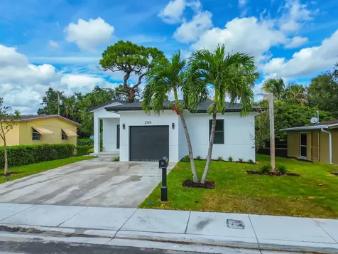 2725 NW 7th Street Fort Lauderdale FL 33311