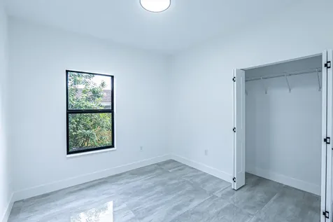 2725 NW 7th Street Fort Lauderdale FL 33311