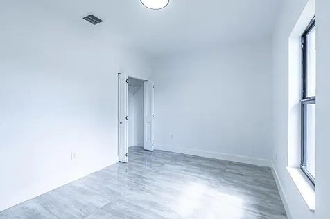 2725 NW 7th Street Fort Lauderdale FL 33311