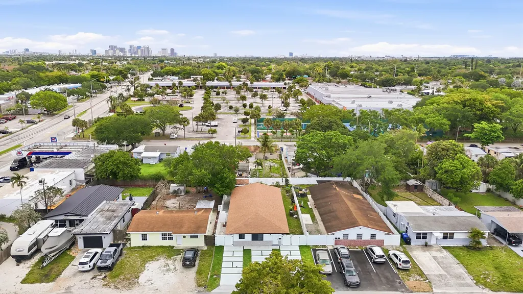 1320 SW 34th Avenue Fort Lauderdale FL 33312