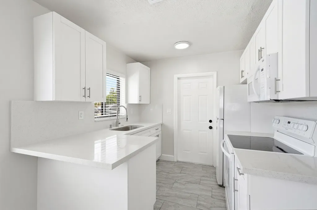 1320 SW 34th Avenue Fort Lauderdale FL 33312