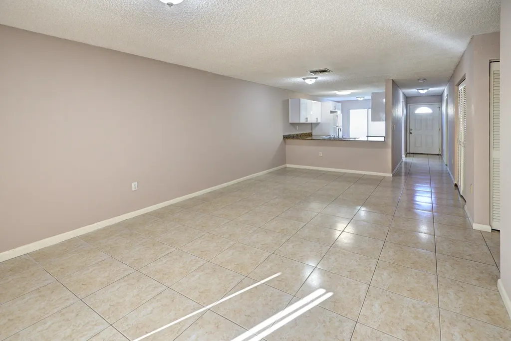 858 Crystal Lake Drive Deerfield Beach FL 33064