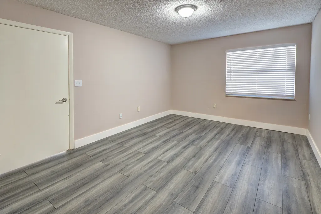 858 Crystal Lake Drive Deerfield Beach FL 33064