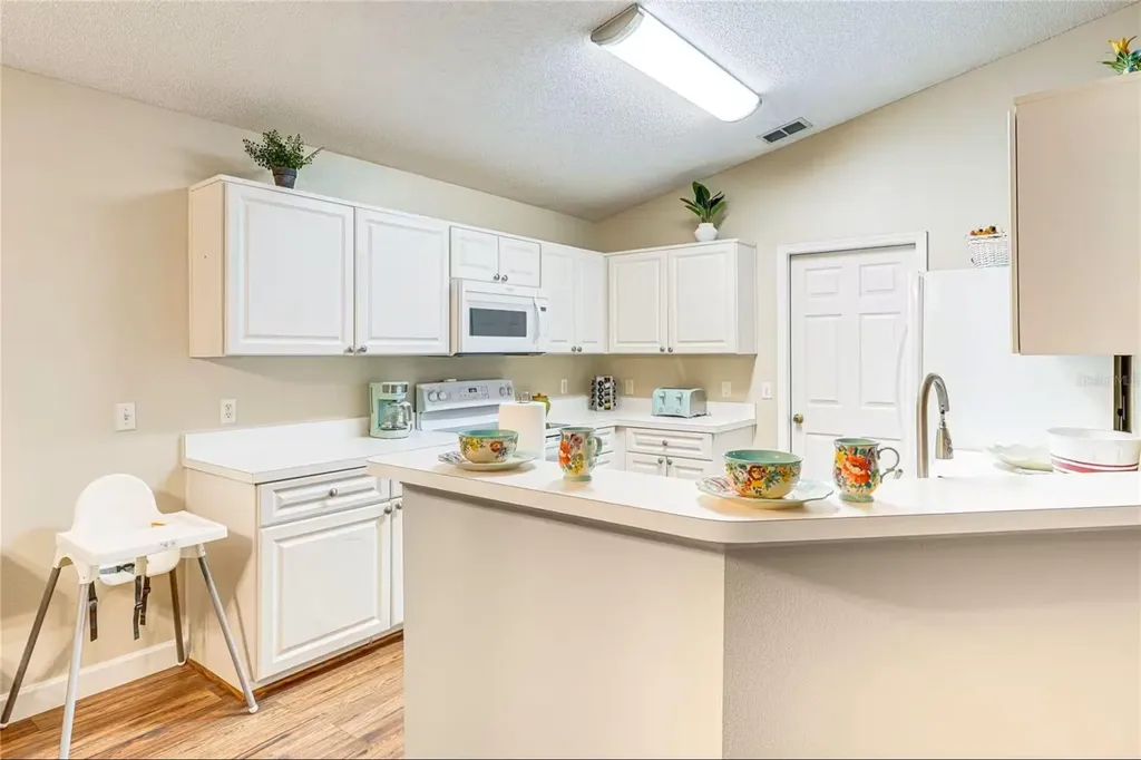 50989 Us-27 Davenport FL 33897