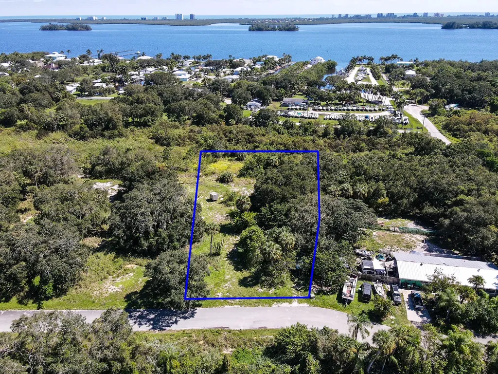 4104 Mariner Oaks Way Fort Pierce FL 34946