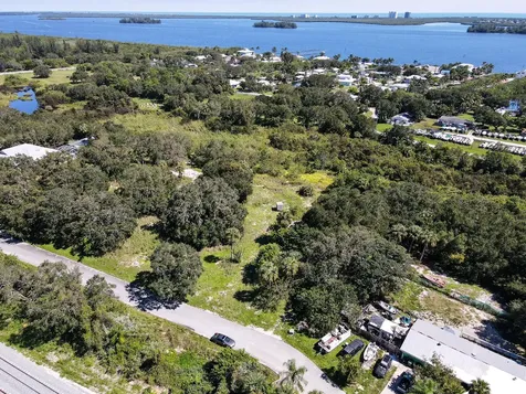 4104 Mariner Oaks Way Fort Pierce FL 34946