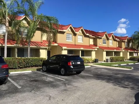 18340 NW 68th Avenue Hialeah FL 33015