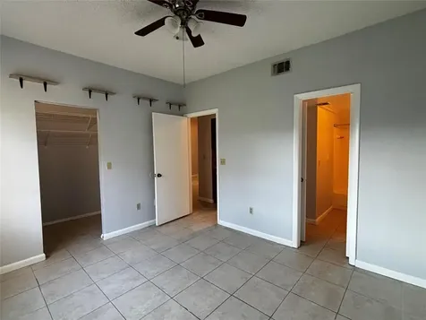 18340 NW 68th Avenue Hialeah FL 33015