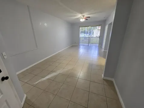 18340 NW 68th Avenue Hialeah FL 33015