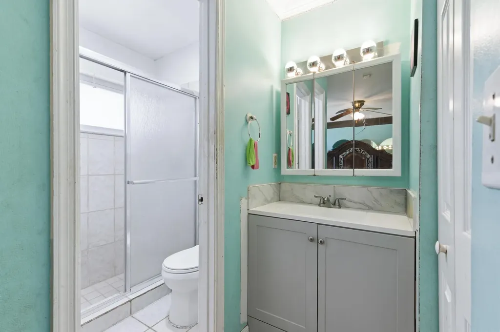 423 Foresta Terrace West Palm Beach FL 33415