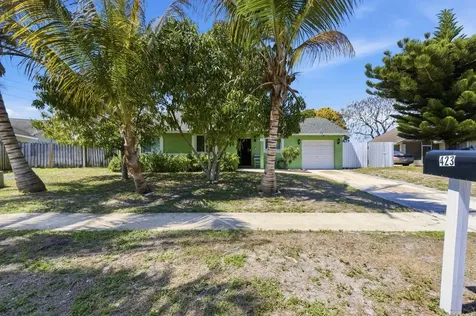 423 Foresta Terrace West Palm Beach FL 33415