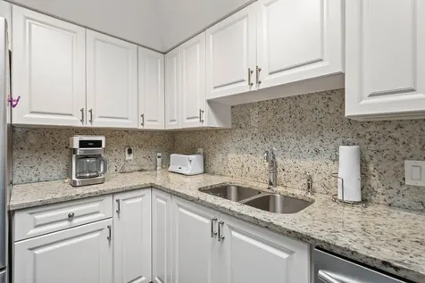 7370 Orangewood Lane Boca Raton FL 33433