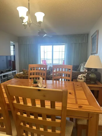 2812 S Garden Drive Lake Worth FL 33461