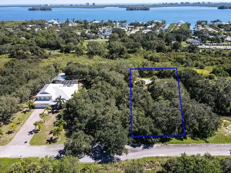 4116 Mariner Oaks Way Fort Pierce FL 34946