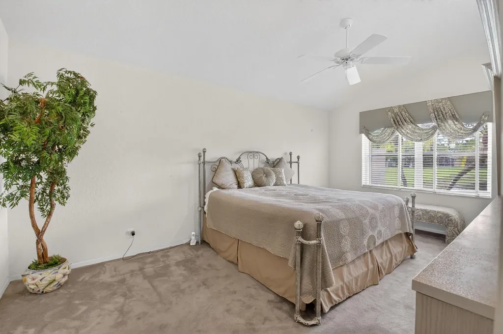 6838 Castlemaine Avenue Boynton Beach FL 33437