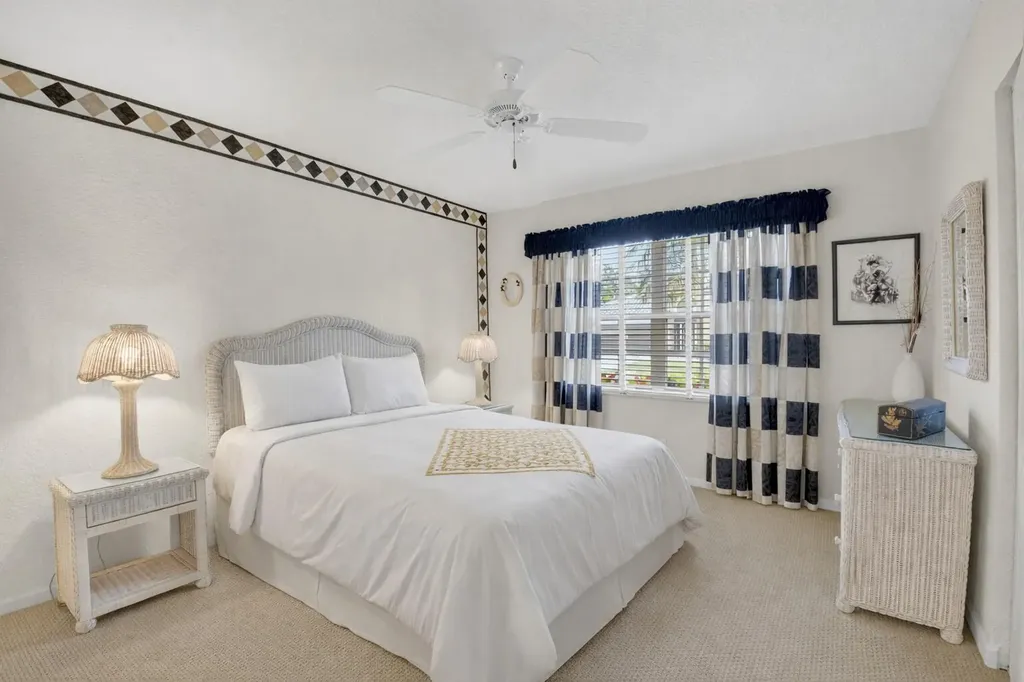 6838 Castlemaine Avenue Boynton Beach FL 33437