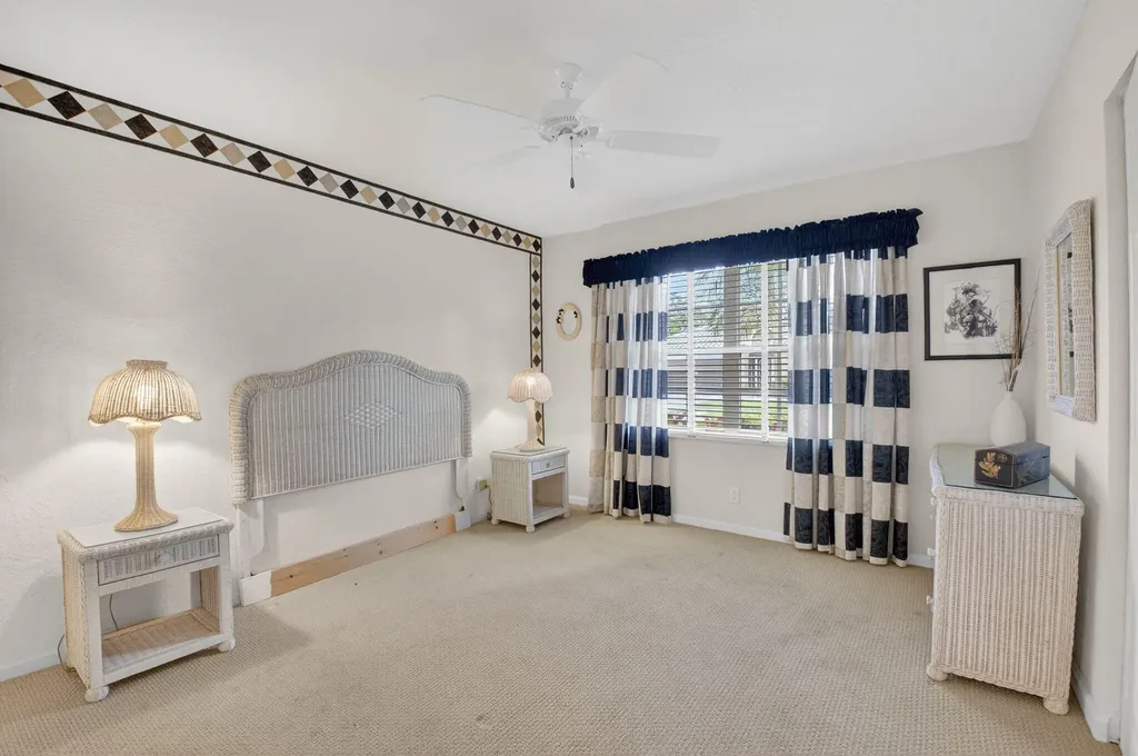 6838 Castlemaine Avenue Boynton Beach FL 33437