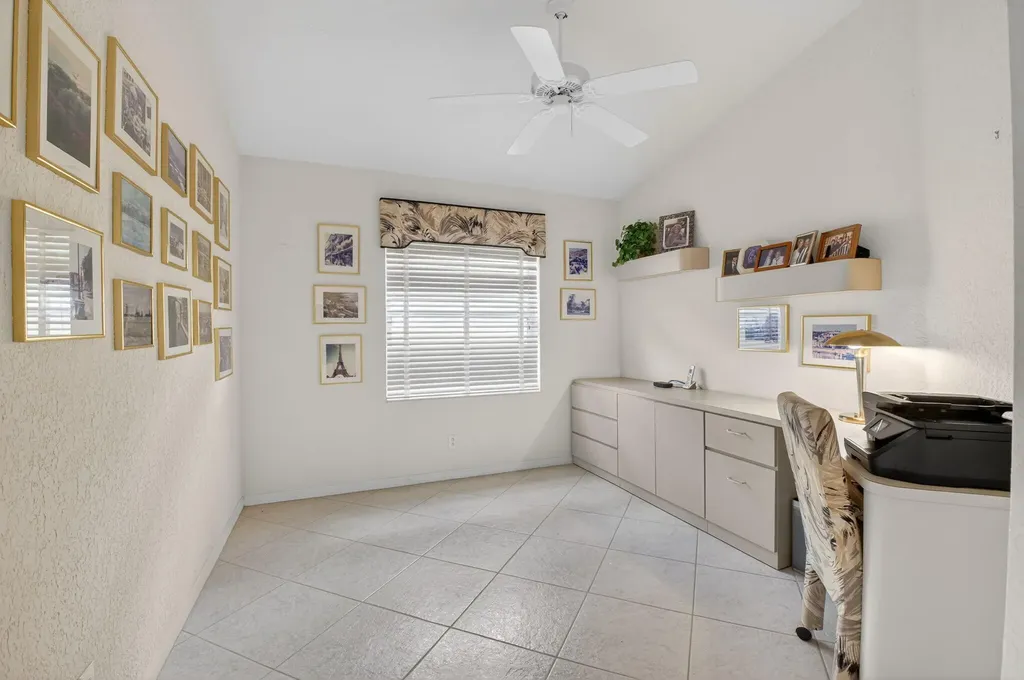 6838 Castlemaine Avenue Boynton Beach FL 33437