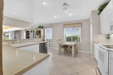 6838 Castlemaine Avenue Boynton Beach FL 33437