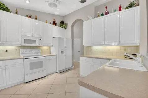 6838 Castlemaine Avenue Boynton Beach FL 33437
