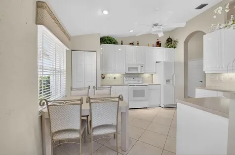 6838 Castlemaine Avenue Boynton Beach FL 33437