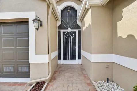6838 Castlemaine Avenue Boynton Beach FL 33437
