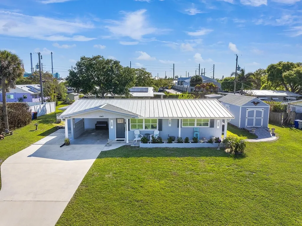 1640 4th Avenue Vero Beach FL 32960