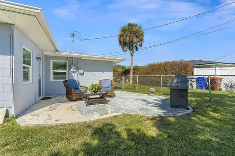 1640 4th Avenue Vero Beach FL 32960