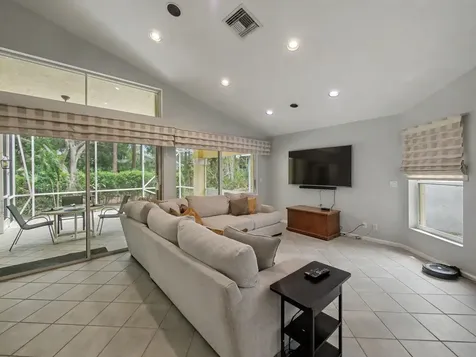 157 Harbor Lake Circle Greenacres FL 33413
