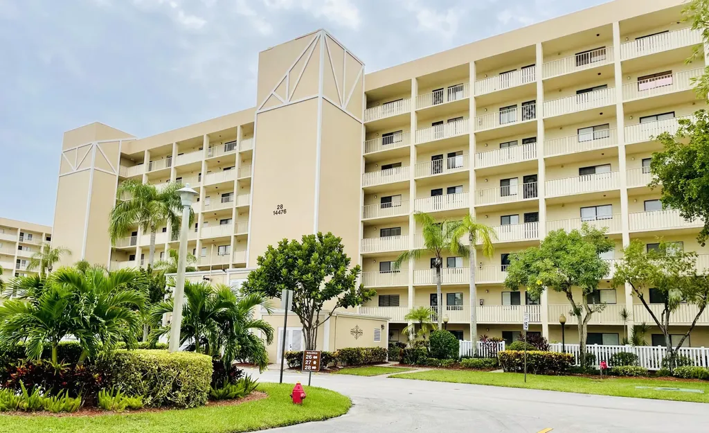 14476 Amberly Lane Delray Beach FL 33446