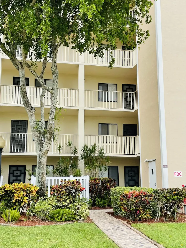 14476 Amberly Lane Delray Beach FL 33446