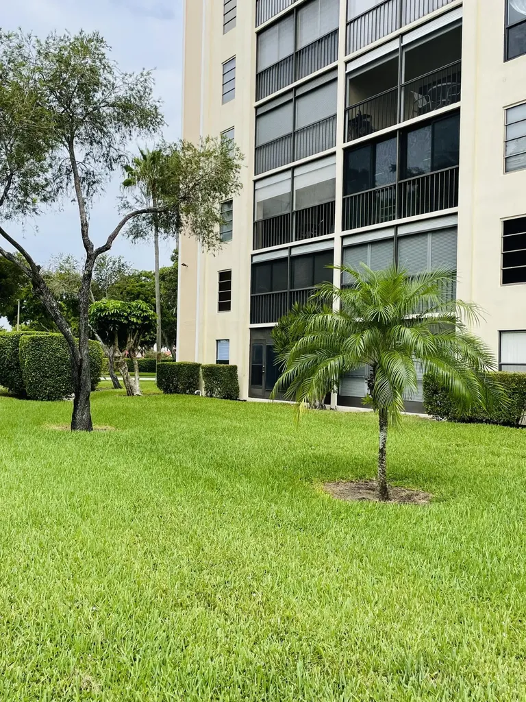 14476 Amberly Lane Delray Beach FL 33446
