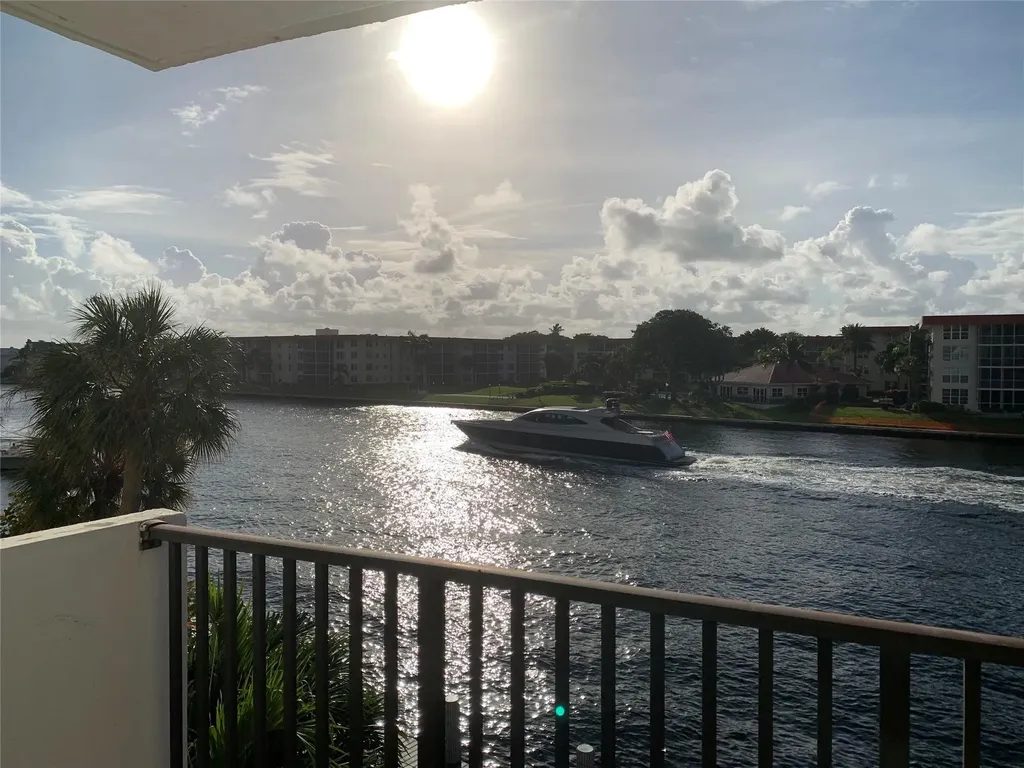 1150 Hillsboro Mile Hillsboro Beach FL 33062