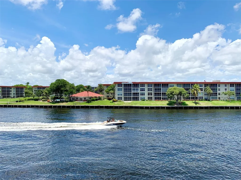 1150 Hillsboro Mile Hillsboro Beach FL 33062