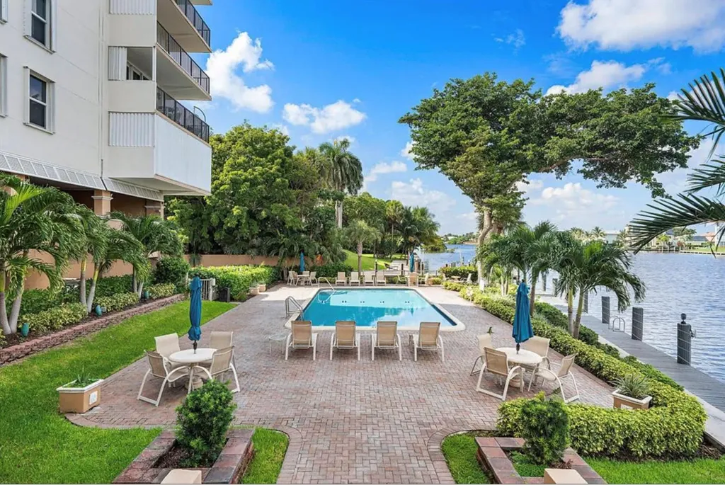 1150 Hillsboro Mile Hillsboro Beach FL 33062