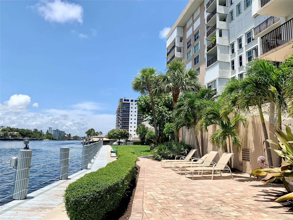 1150 Hillsboro Mile Hillsboro Beach FL 33062