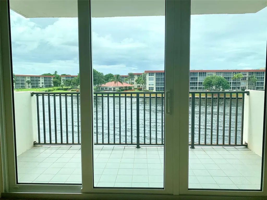 1150 Hillsboro Mile Hillsboro Beach FL 33062