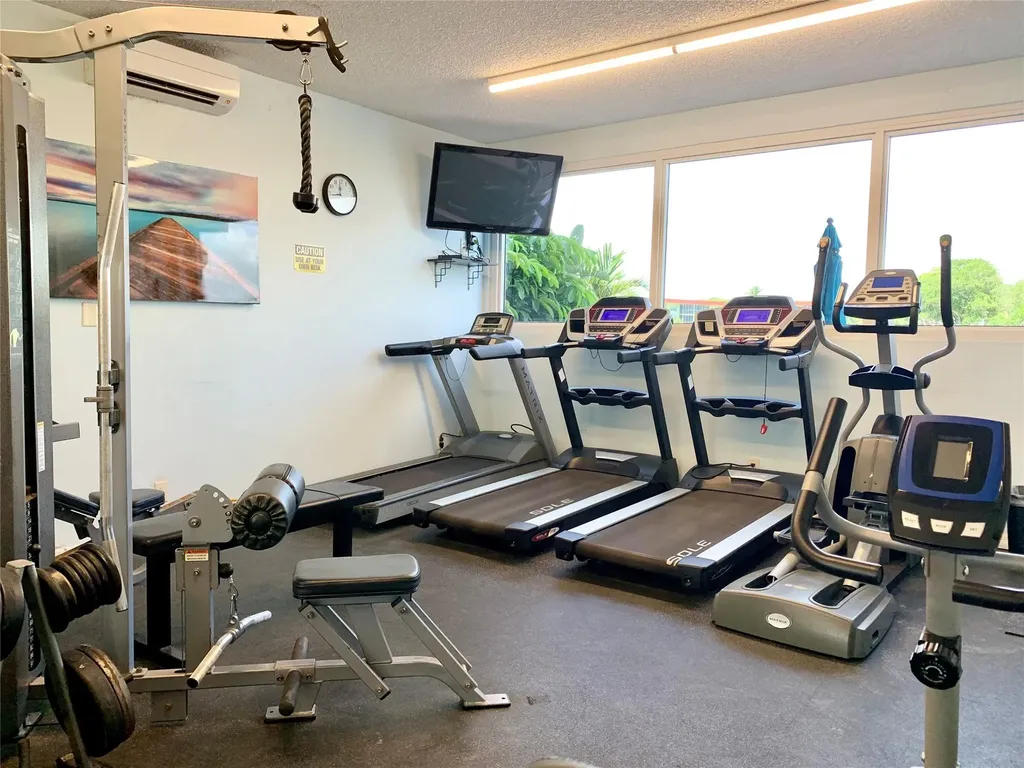 1150 Hillsboro Mile Hillsboro Beach FL 33062