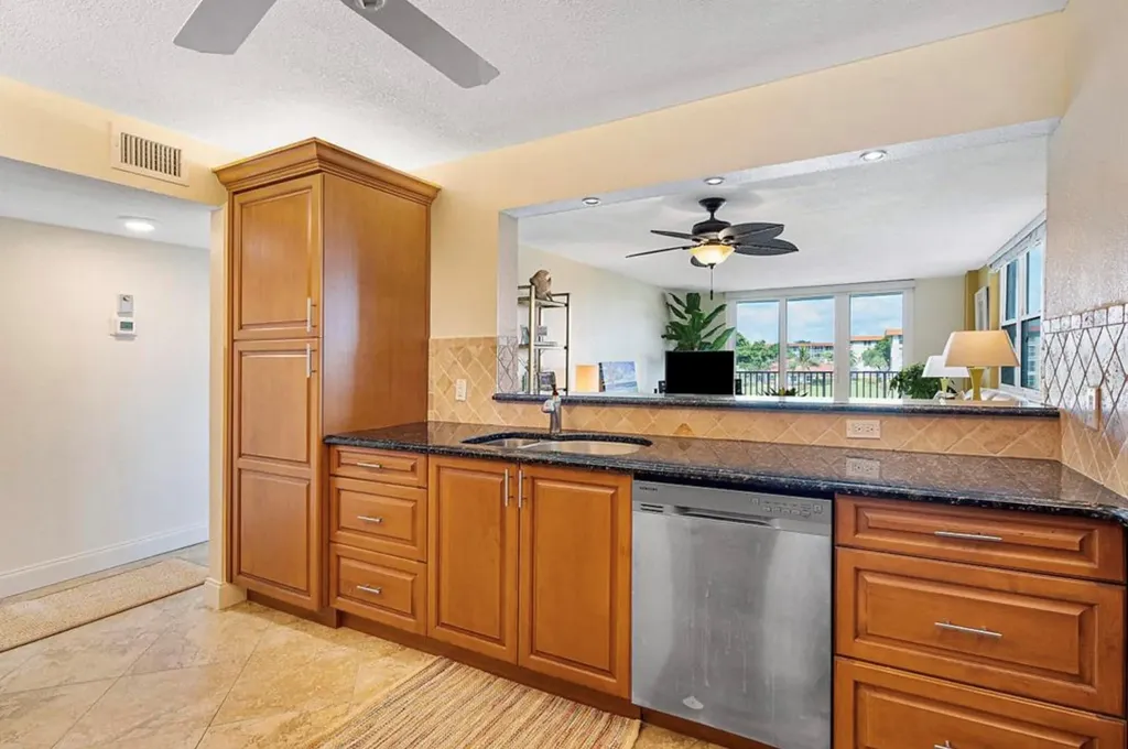 1150 Hillsboro Mile Hillsboro Beach FL 33062